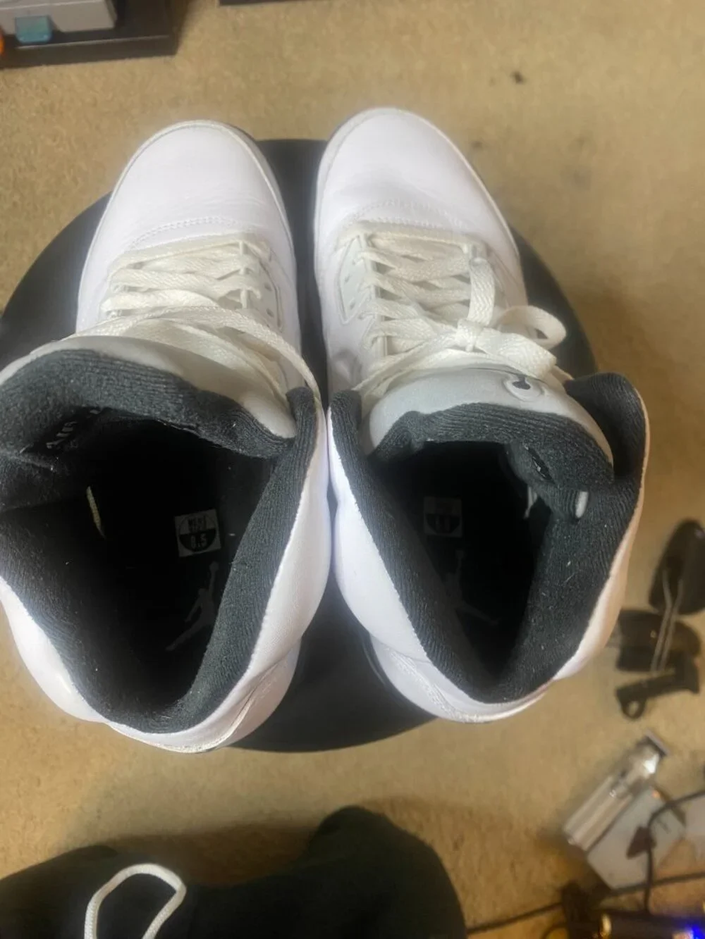 Jordan no box